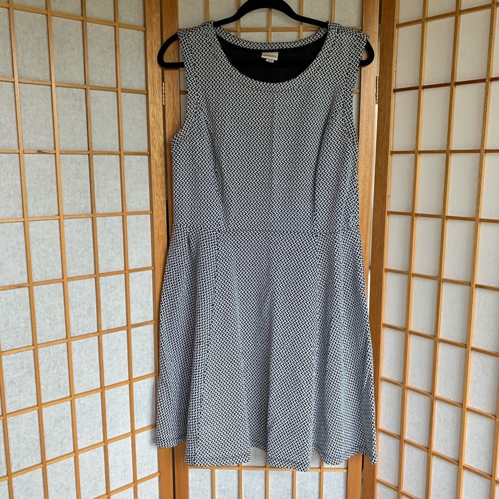 Houndstooth-Inspired Skater Dress